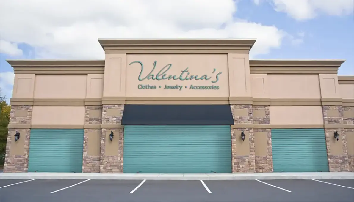 storedefender-door-Showcase