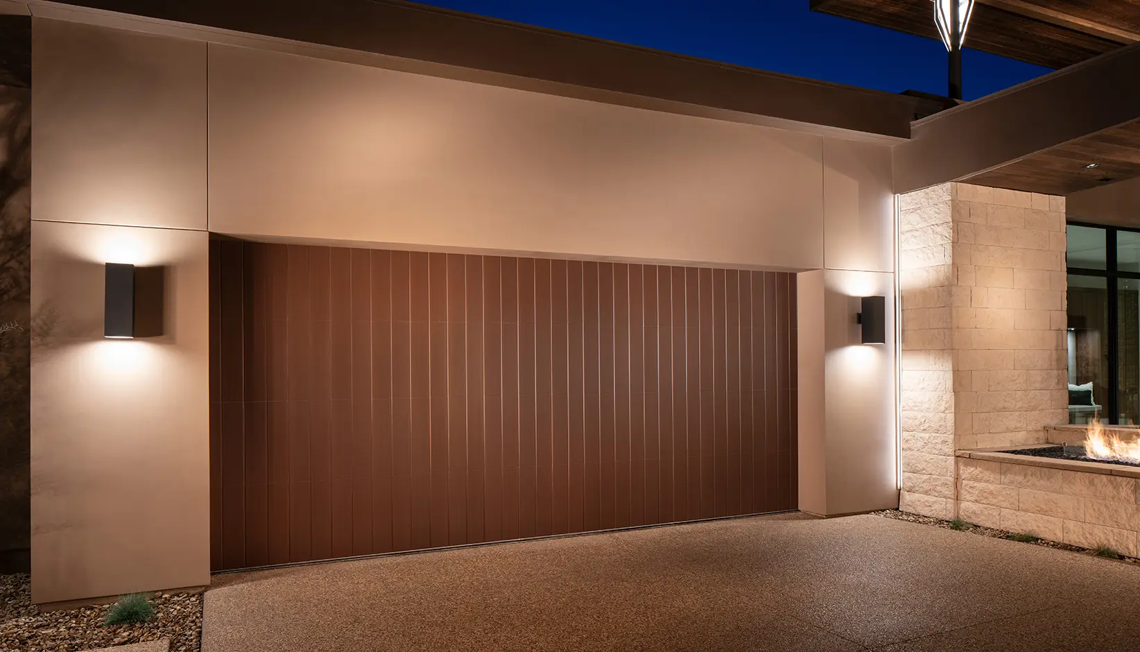 Canyon Ridge 5-Layer garage door in Design 01 in Dark Finish