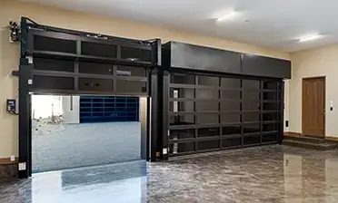 VertiStack Avante partially closed